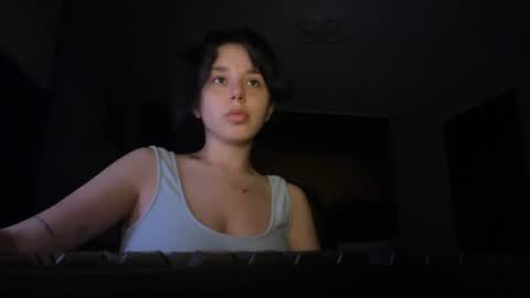 secret_vanilla_ online show from July 12, 9:18 pm