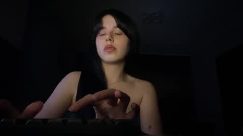 secret_vanilla_ online show from July 13, 9:18 pm