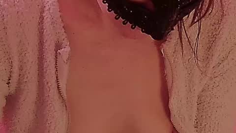 Anni online show from March 5, 8:43 am