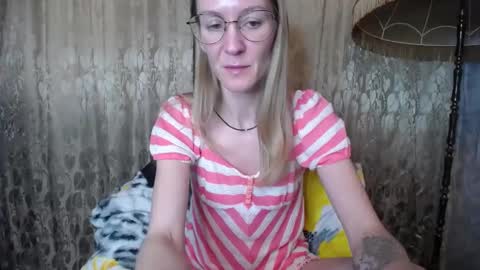 secretcandy222 online show from January 21, 9:03 am