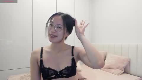 Angela online show from November 7, 12:03 am