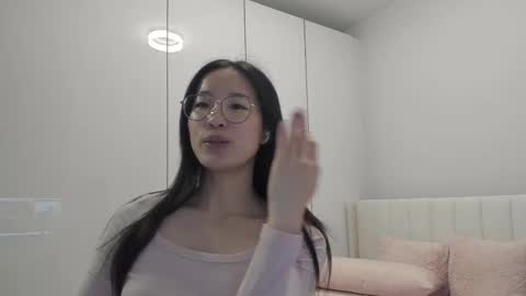 Angela online show from December 19, 2:51 am