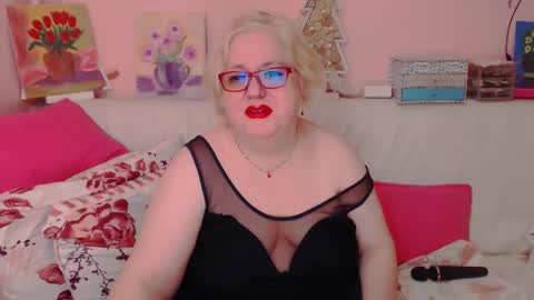 Alice online show from September 18, 7:51 pm