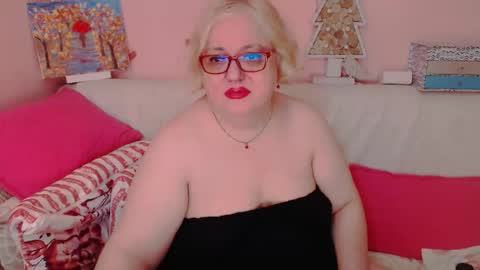 Alice online show from October 7, 7:43 pm