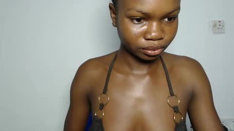 seductive_sugar247 online show from March 28, 6:37 am