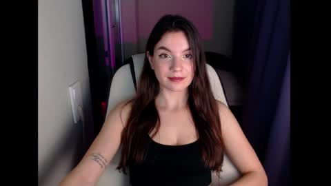 Emily online show from February 17, 1:11 pm