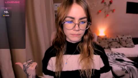 selectrra online show from January 11, 7:42 pm