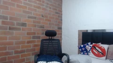 Selena online show from March 2, 2:27 am