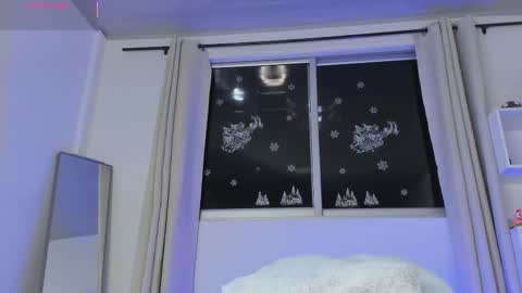 selenafox online show from November 14, 2:25 am