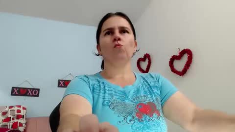 Snapshot of selene_mom chatting on October 13, 2:08 pm selene online show from October 13, 2:08 pm