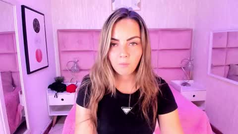 Selene  online show from March 4, 7:55 pm