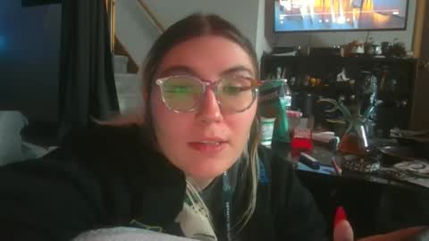 Selene online show from March 10, 5:18 pm