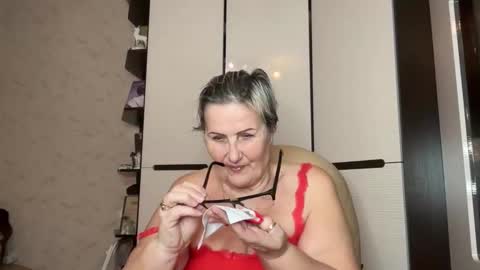 Selenna online show from March 8, 7:51 pm