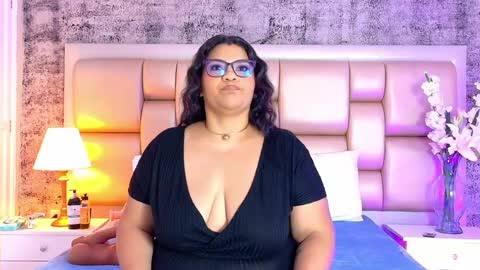 Selenna Cooper online show from March 25, 11:50 am