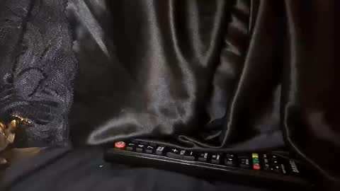 Julian Kinky Bi-guy online show from December 10, 7:58 am