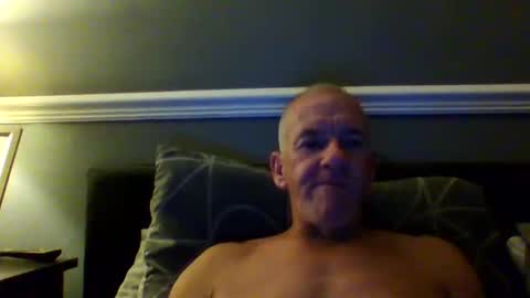 Snapshot of selfsucker28772 chatting on September 29, 8:41 pm selfsucker28772 online show from September 29, 8:41 pm