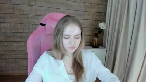 SelinSwarovski online show from October 6, 7:10 pm