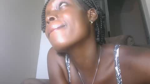 sellinprinces online show from November 17, 5:26 pm