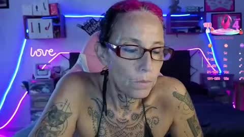 Selvaggia Del Caribe online show from October 20, 6:24 pm