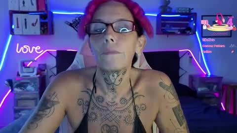 Selvaggia Del Caribe online show from October 7, 4:25 pm