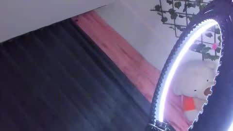 sensual_fuckers online show from February 23, 6:37 am