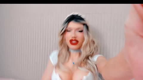 Mia online show from March 6, 12:09 am