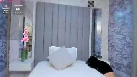 Sophie     online show from April 4, 11:17 am