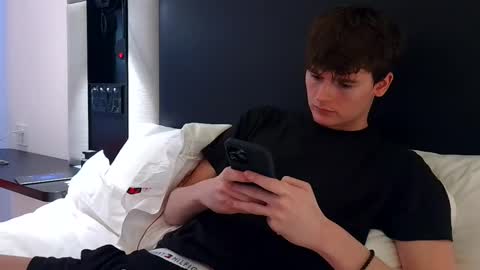 Cam online show from December 2, 12:34 am