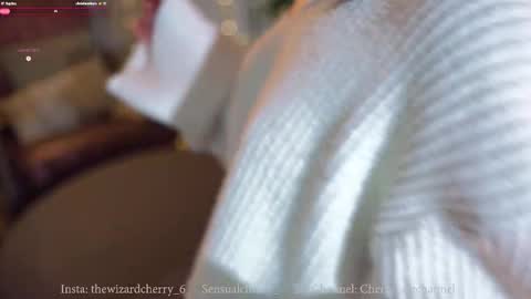 Maria- OF sensual bee online show from March 1, 11:31 pm