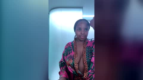 sensualprima online show from March 20, 4:17 am