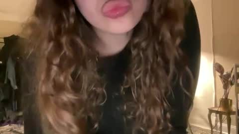 Seraphina online show from February 4, 4:05 am