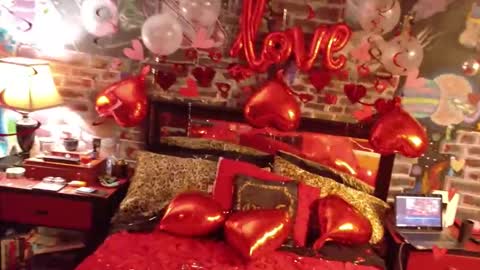 seraphyx33 online show from February 15, 4:59 am