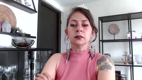 Serena Xyz online show from November 7, 6:10 pm