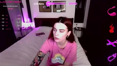 serenamilss online show from December 22, 2:46 pm