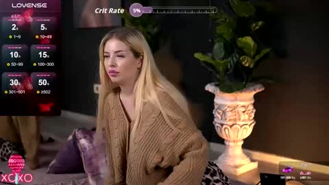 Snapshot of serenanoir chatting on September 29, 5:28 am Serena online show from September 29, 5:28 am