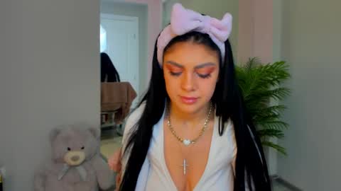 SerennaNoir online show from February 3, 8:13 pm