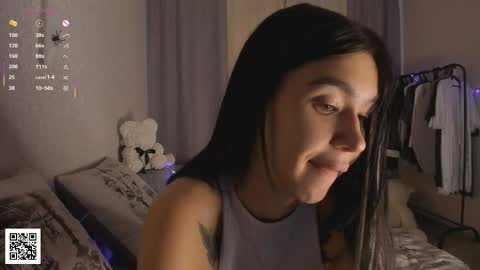 Snapshot of sergantt53 chatting on October 25, 3:40 am Ariana online show from October 25, 3:40 am