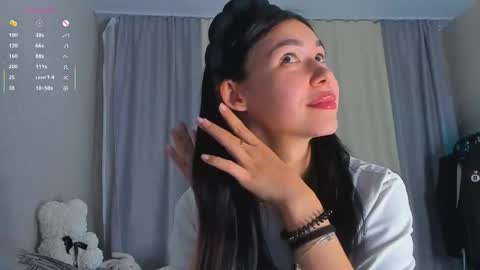 Ariana online show from November 20, 5:10 pm