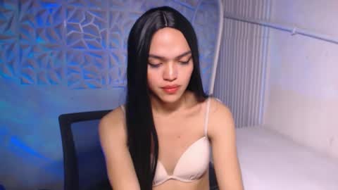 Bella online show from November 4, 7:37 pm