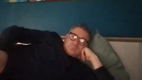 sesamechris92 online show from March 9, 1:04 pm