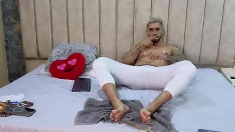 HEY IM SETH online show from March 12, 8:31 pm