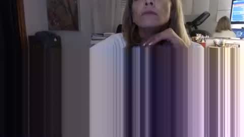 Sexi Chrisly online show from November 20, 3:27 am