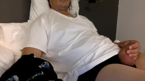 dankdiggler online show from July 12, 8:06 am