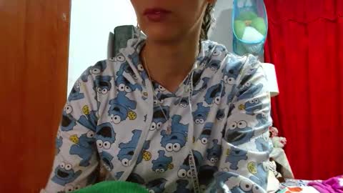 sexmilkdirty online show from February 17, 11:15 pm