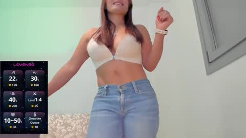 Marilyn online show from October 7, 5:42 pm