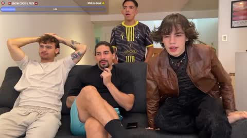 Andrea online show from April 6, 1:34 pm