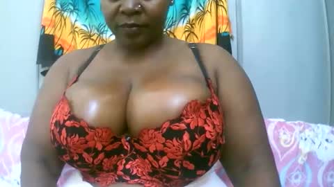 sexxi_ebony online show from February 16, 11:41 am