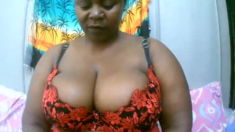 sexxi_ebony online show from February 23, 8:38 am