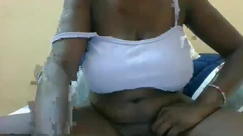 sexxyboob2 online show from April 12, 6:01 pm