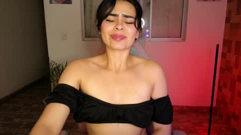  Angie   online show from March 7, 5:29 am